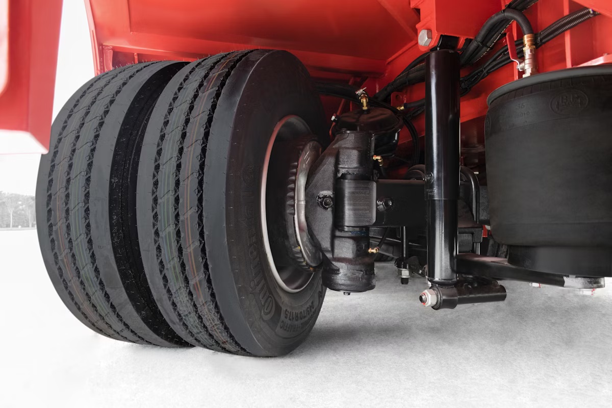 Why Hydraulic Suspension Is Risky in Africa: Dust, Heat, Seal Wear & Field Failures