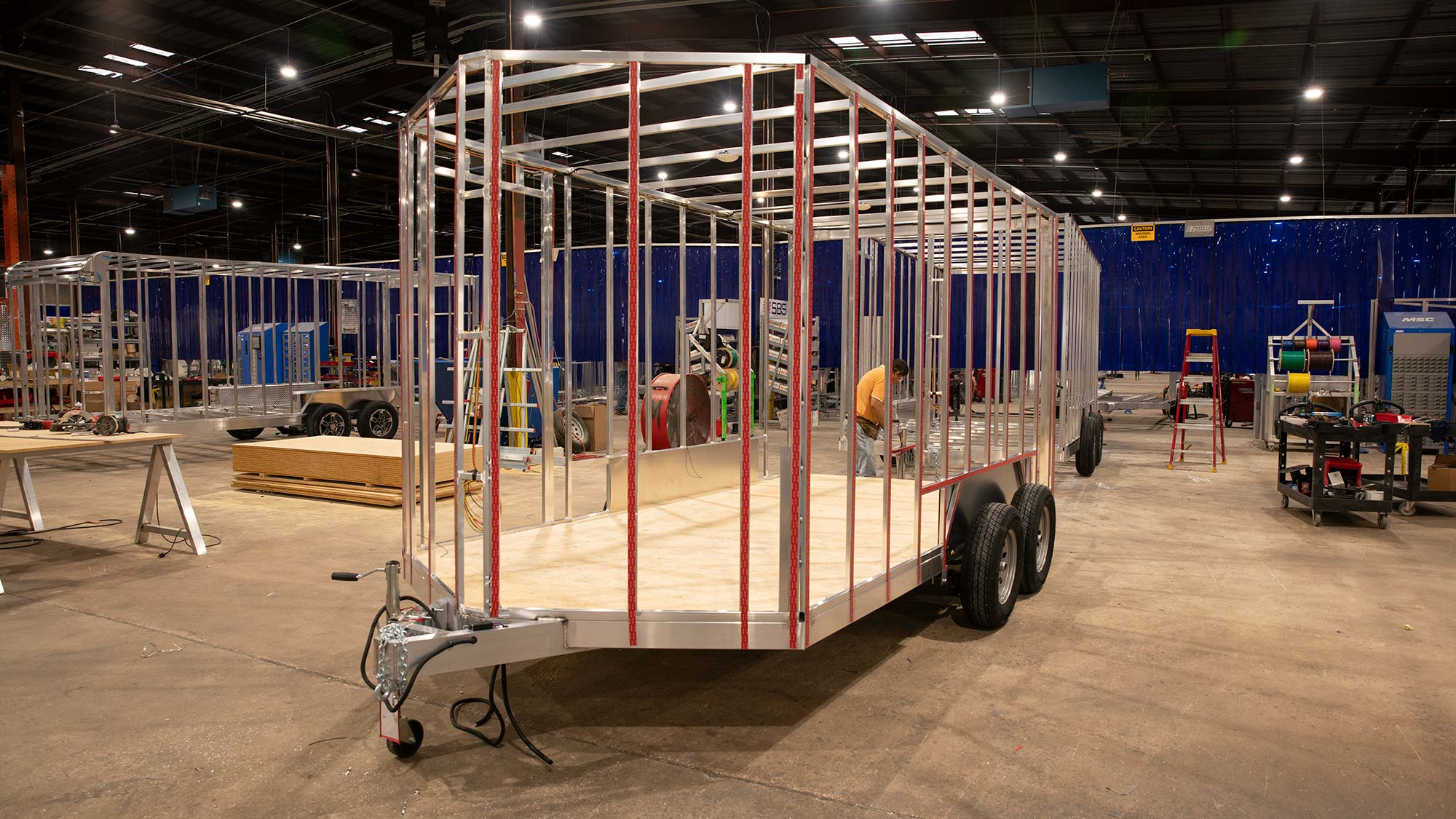 Using Aluminium in Semi Trailer Production: Weight, Strength & Efficiency