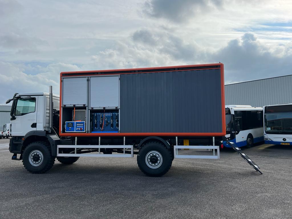 Customer-Oriented Overview of Mobile Workshop Systems