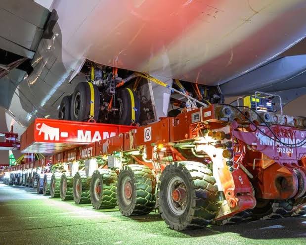 SPMT Steering Logic: How Self-Propelled Modular Transporters Maneuver Heavy Loads