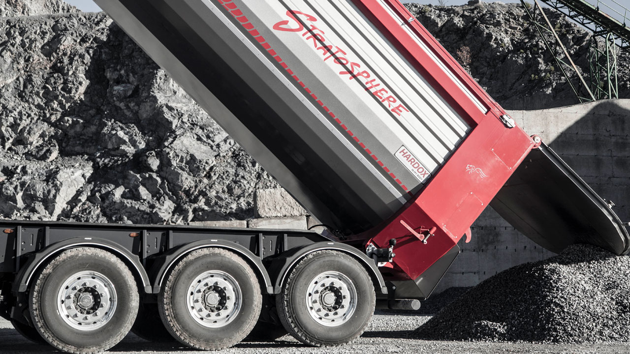 Steel Materials in Tipper Trailers: Hardox, ST52, Domex & Structural Performance Explained
