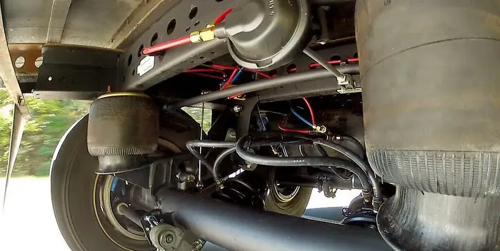 How to Maintain Trailer Air Suspension & Ride Height Valves